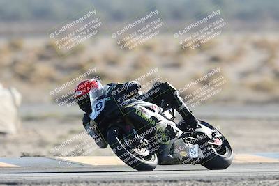 media/Dec-07-2025-CVMA (Sun) [[3e7d2de5dc]]/Race 12- Formula 40 MW and LW/